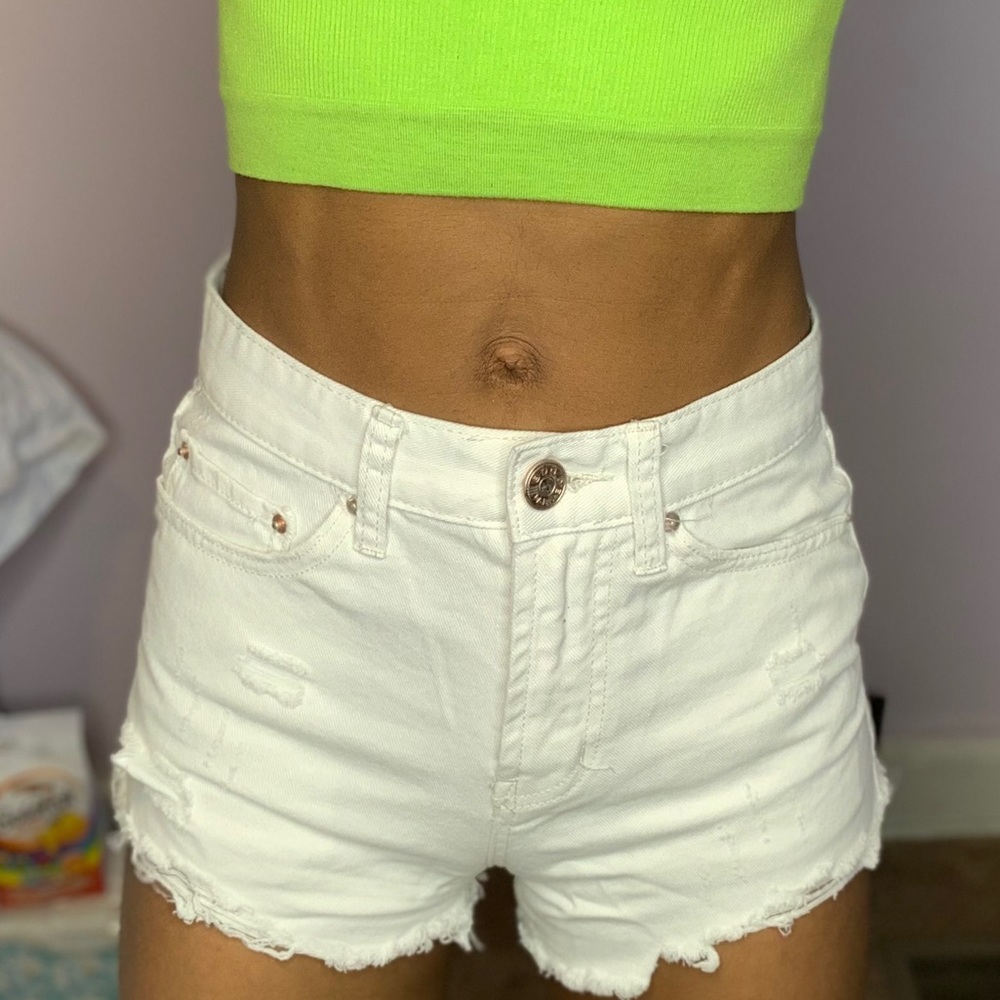 Girlfriend High Rise Denim shorts